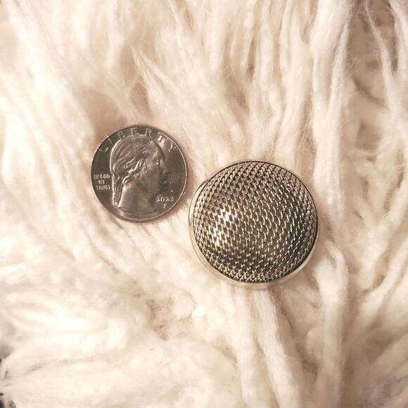 Vintage Silver Tone Hollow Metal Mesh Round Earrings - Picture 6 of 6
